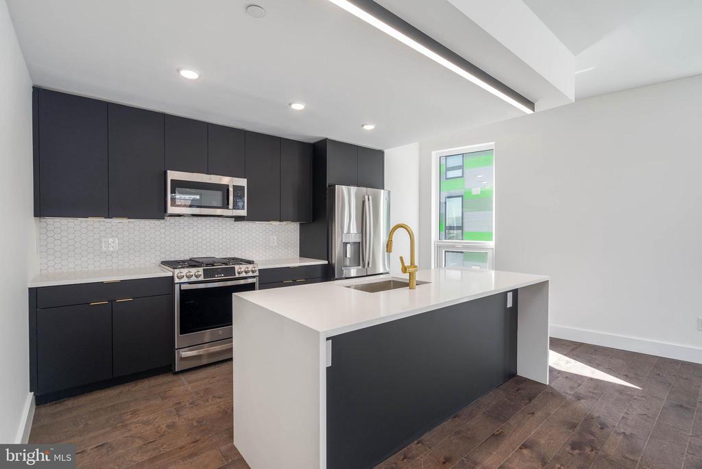 1501 N 31ST STREET Unit: 312
