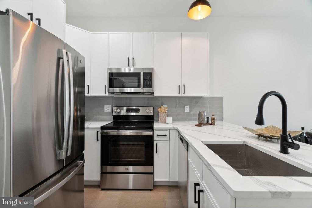 1810 FEDERAL STREET Unit: 2