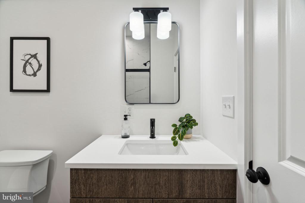1810 FEDERAL STREET Unit: 2