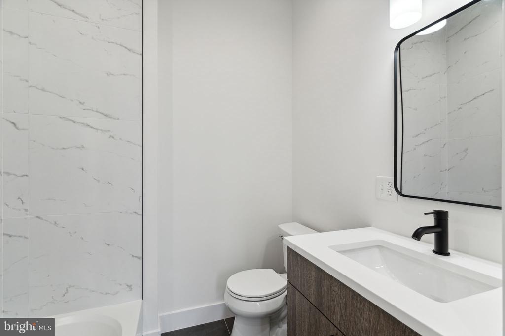 1810 FEDERAL STREET Unit: 2
