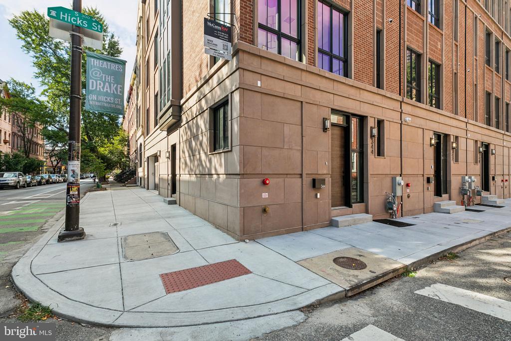 344 S HICKS STREET