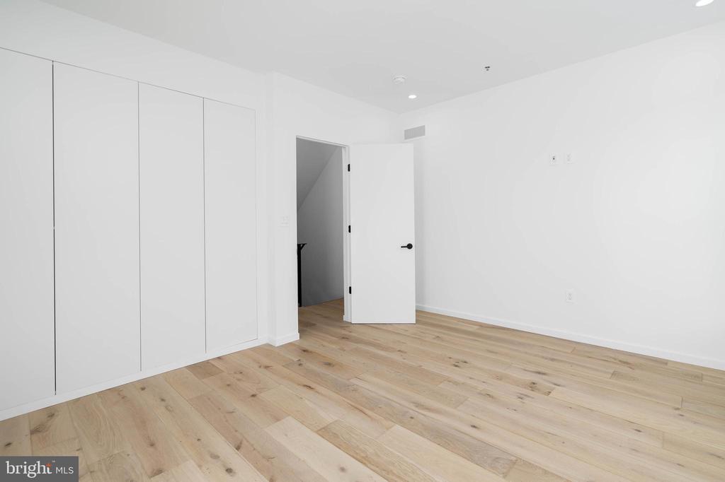 1130 S 24TH STREET
