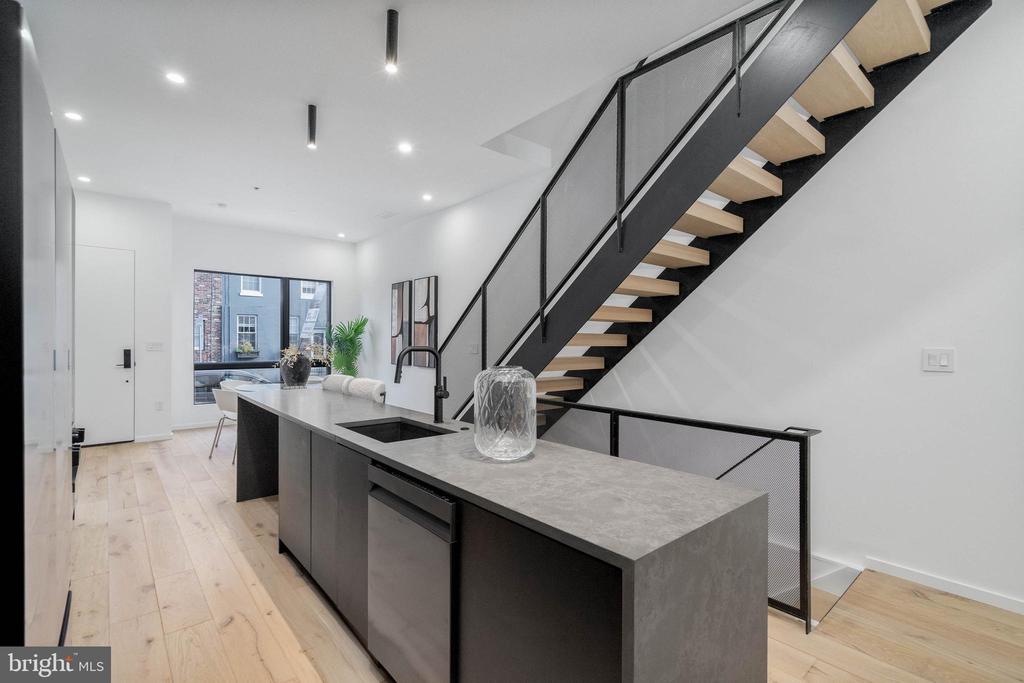 1130 S 24TH STREET
