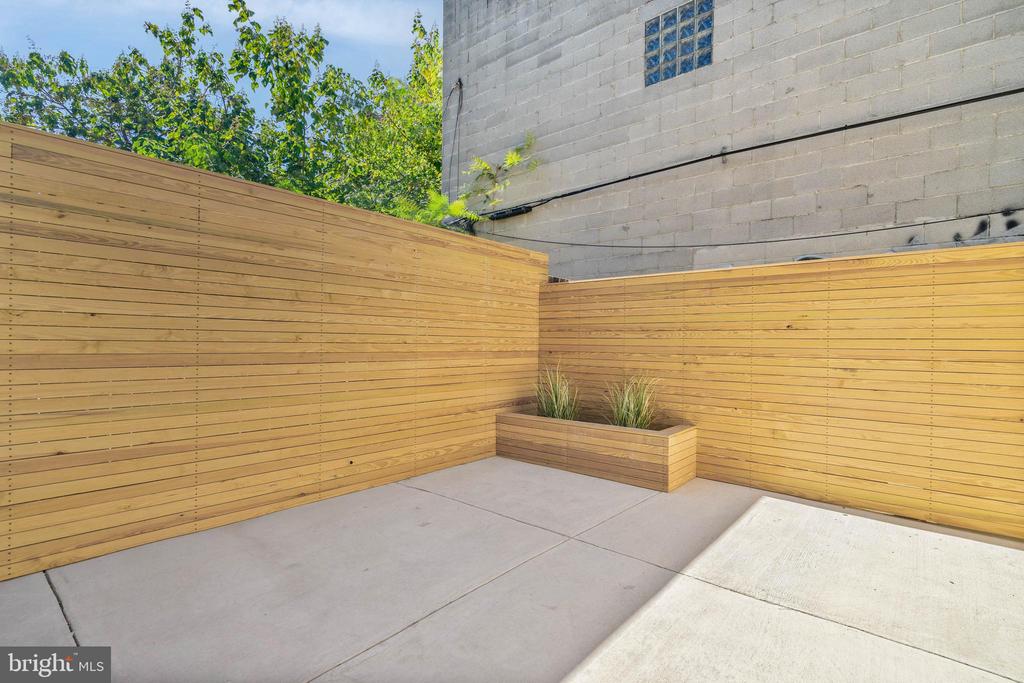 1130 S 24TH STREET