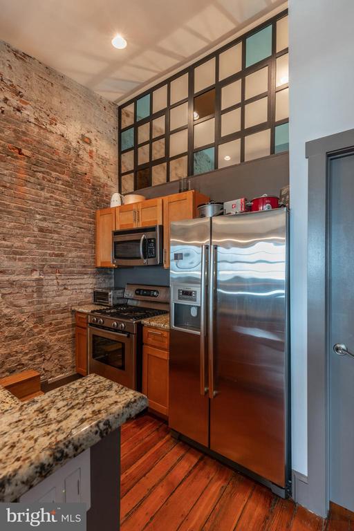 38 N FRONT STREET Unit: 4F