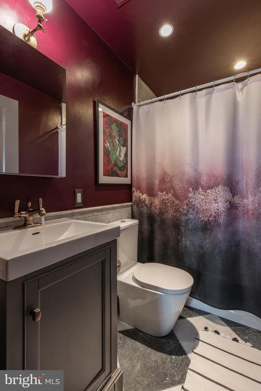 38 N FRONT STREET Unit: 4F
