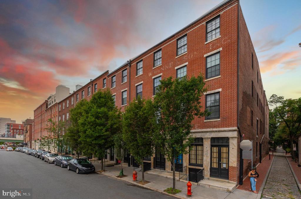 38 N FRONT STREET Unit: 4F