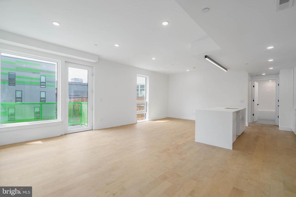 1501 N 31ST STREET Unit: 417