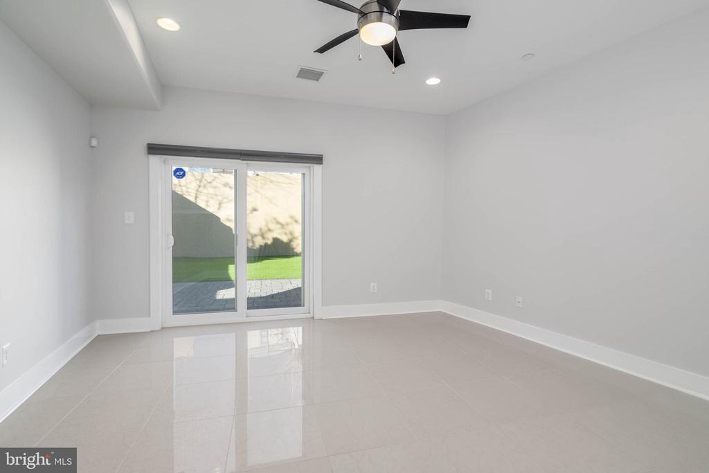 142 LEVERING STREET