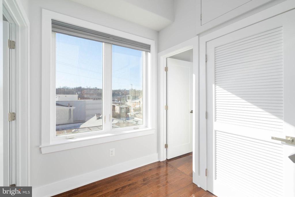 142 LEVERING STREET