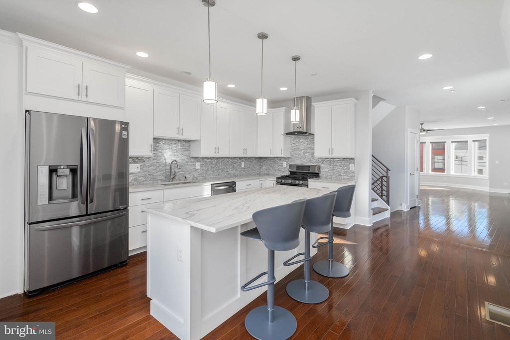 142 LEVERING STREET