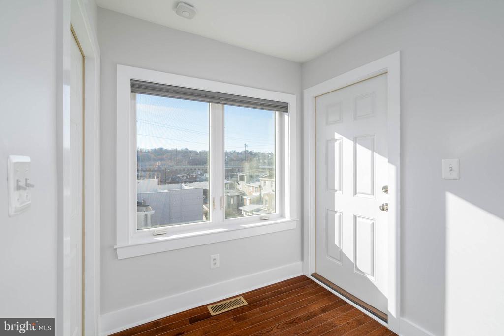 142 LEVERING STREET