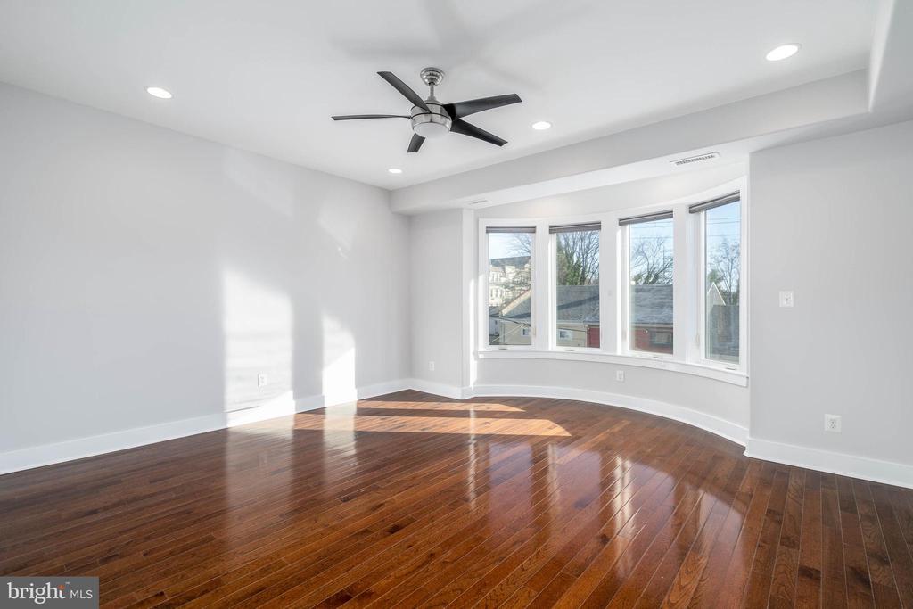 142 LEVERING STREET