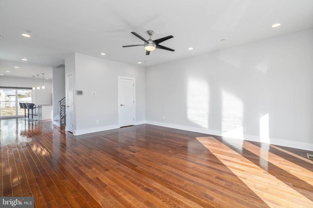 142 LEVERING STREET