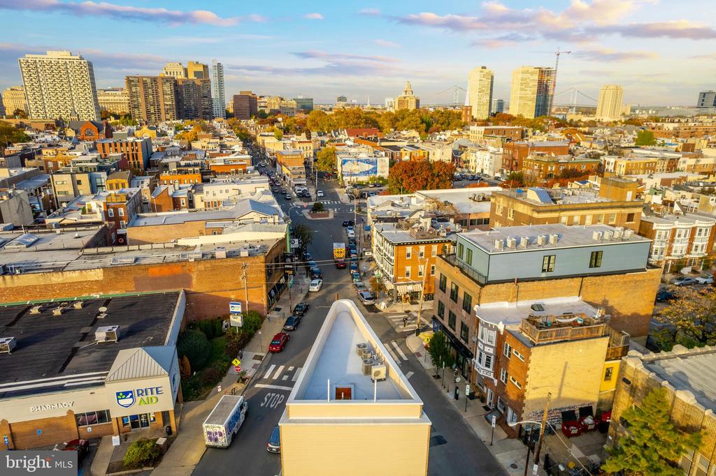 715 E PASSYUNK AVENUE