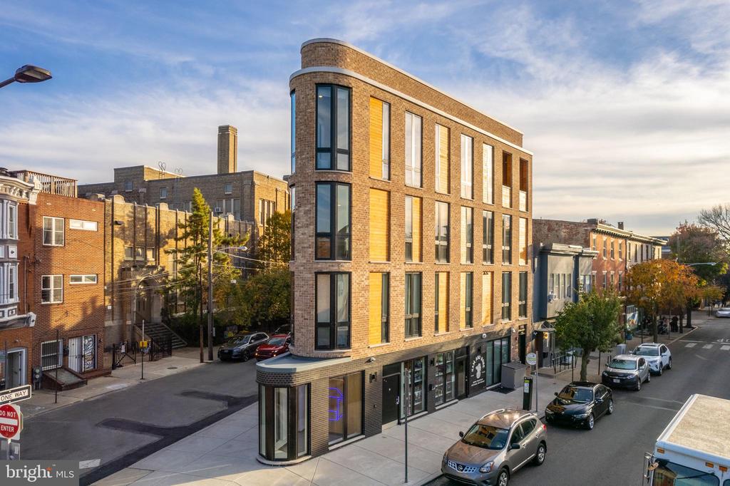 715 E PASSYUNK AVENUE