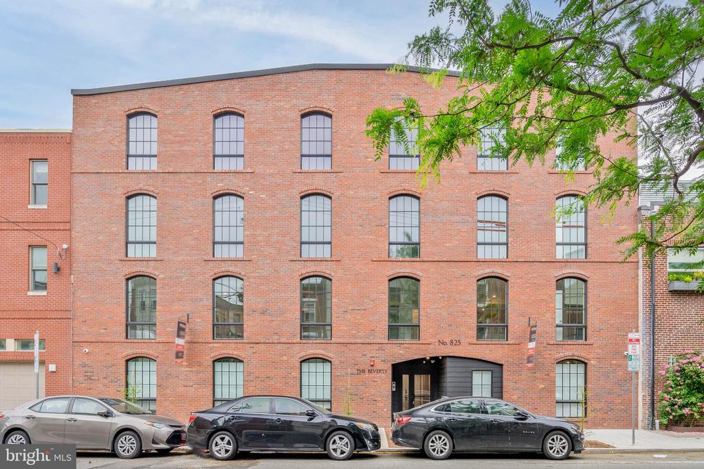825 BAINBRIDGE STREET Unit: 304