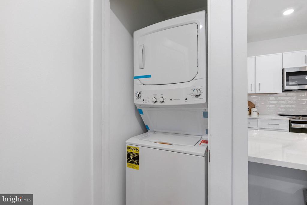 825 BAINBRIDGE STREET Unit: 101