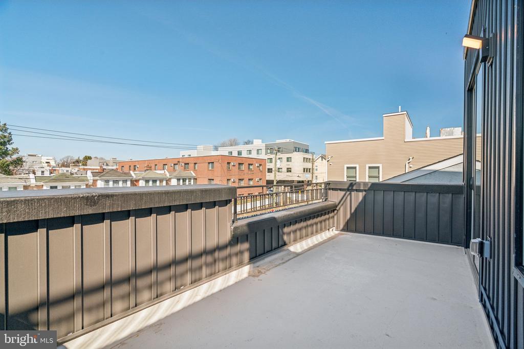 335 FOUNTAIN STREET Unit: B