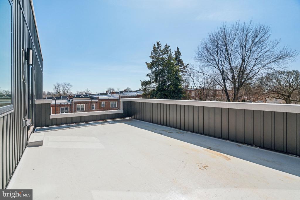 335 FOUNTAIN STREET Unit: B