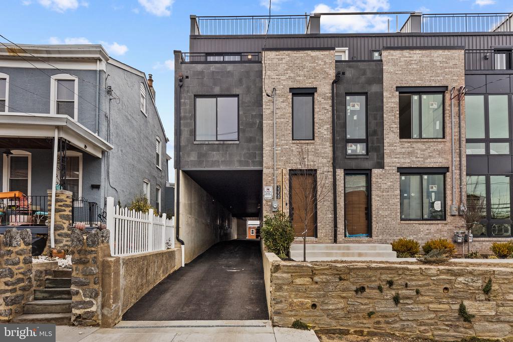 335 FOUNTAIN STREET Unit: B