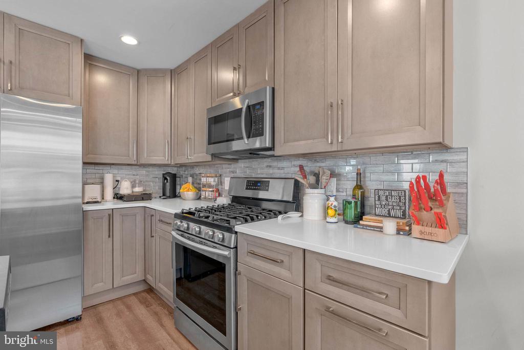 769 N UBER STREET Unit: 3