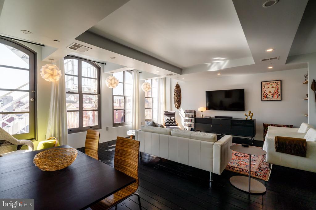 241 CHESTNUT STREET Unit: F