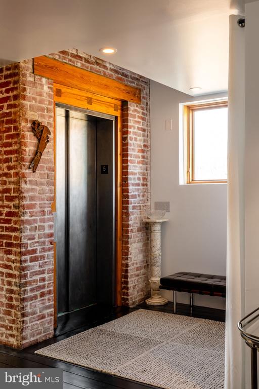 241 CHESTNUT STREET Unit: F