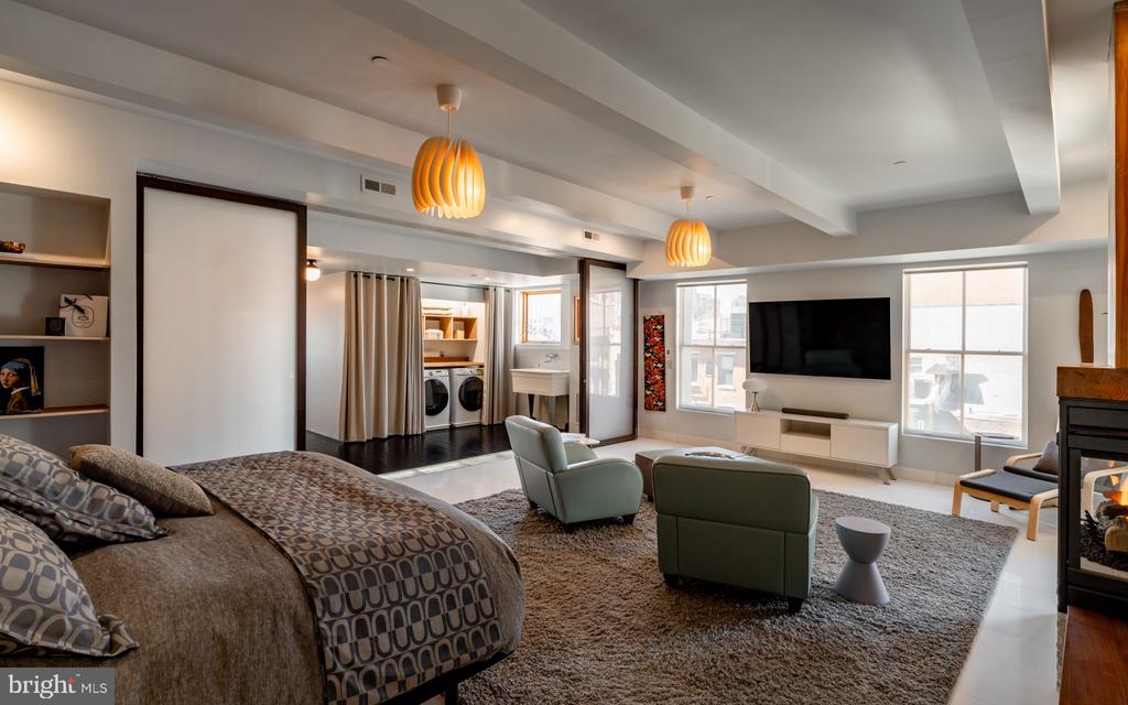241 CHESTNUT STREET Unit: F