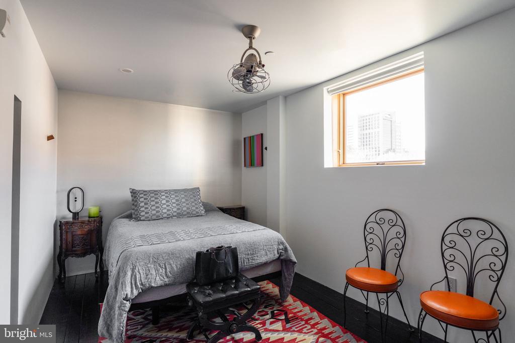 241 CHESTNUT STREET Unit: F