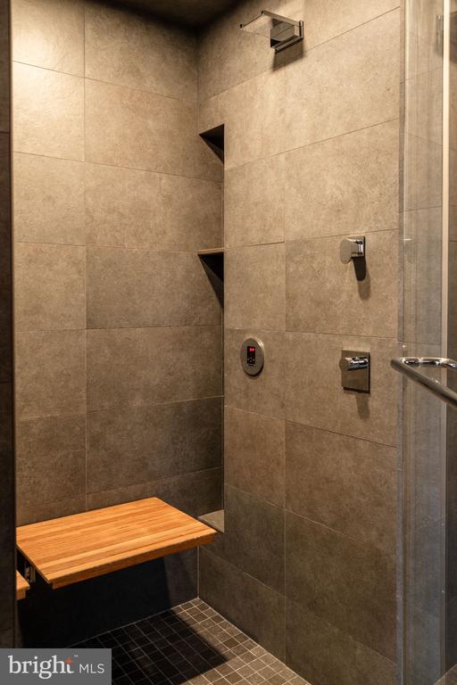 241 CHESTNUT STREET Unit: F
