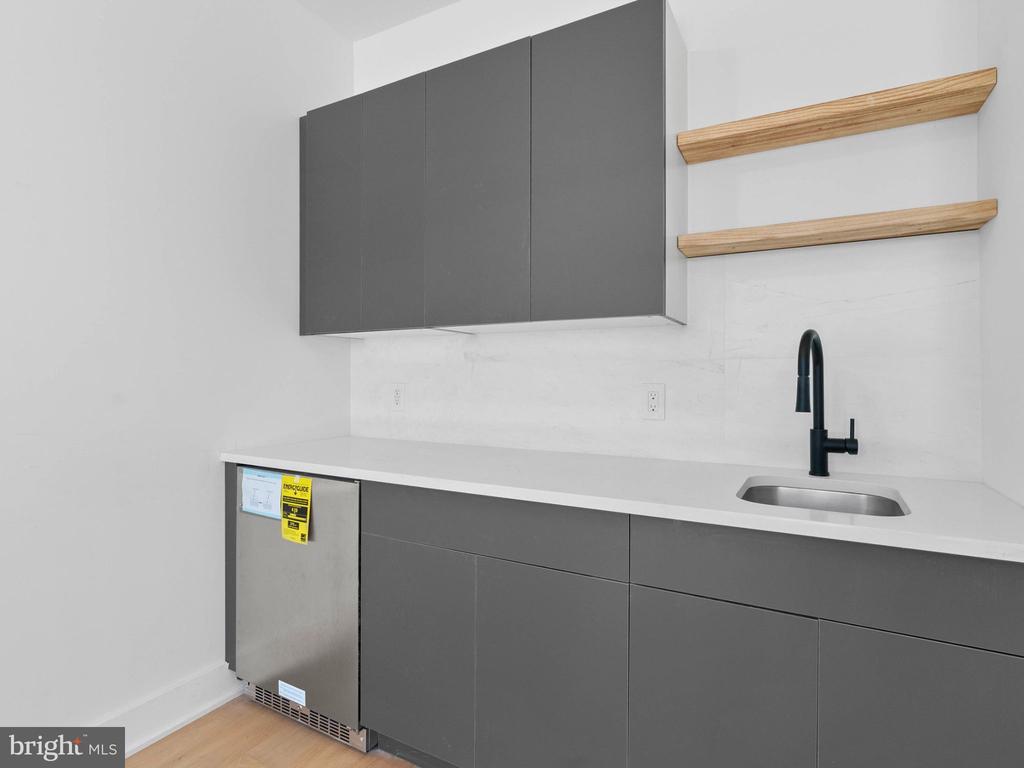 710 S 17TH STREET