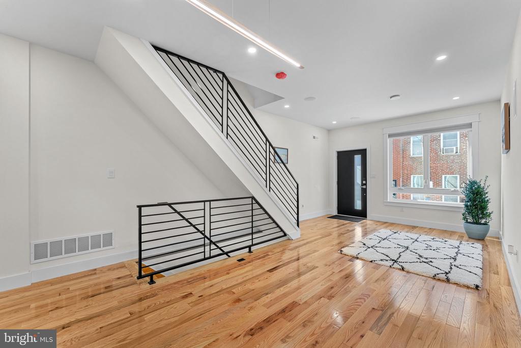 2355 GERRITT STREET