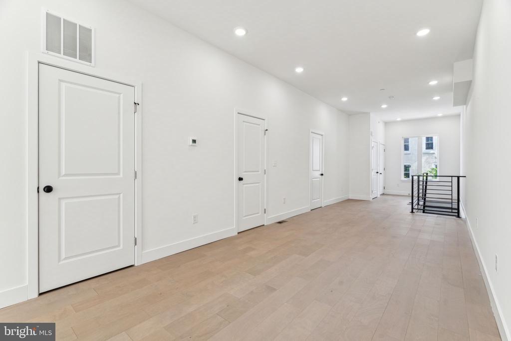 1810 FEDERAL STREET Unit: 1