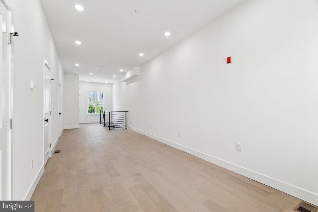 1810 FEDERAL STREET Unit: 1