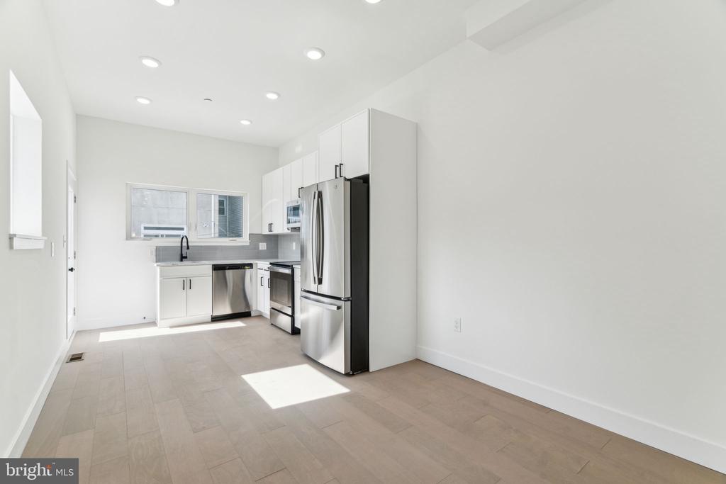 1810 FEDERAL STREET Unit: 1
