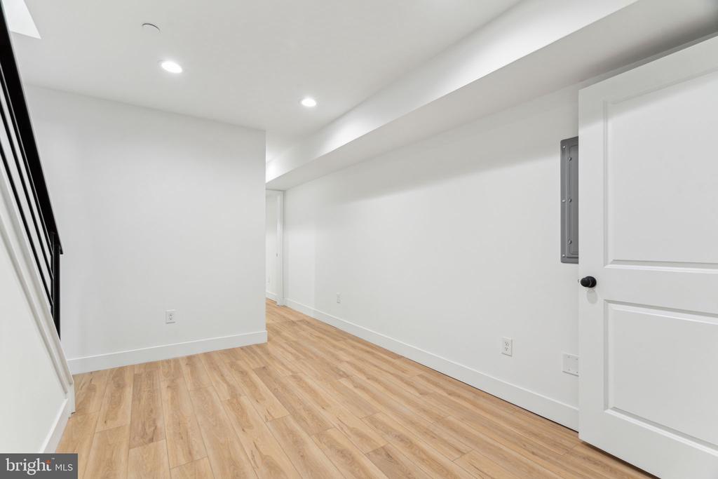 1810 FEDERAL STREET Unit: 1