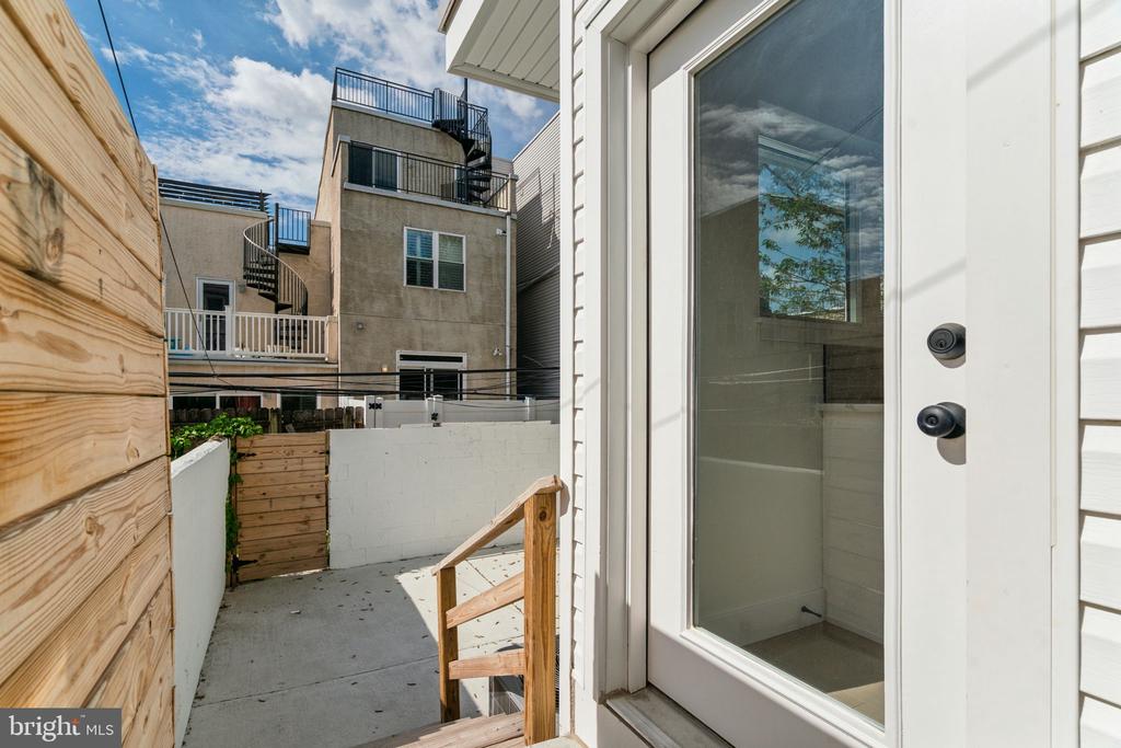 1810 FEDERAL STREET Unit: 1