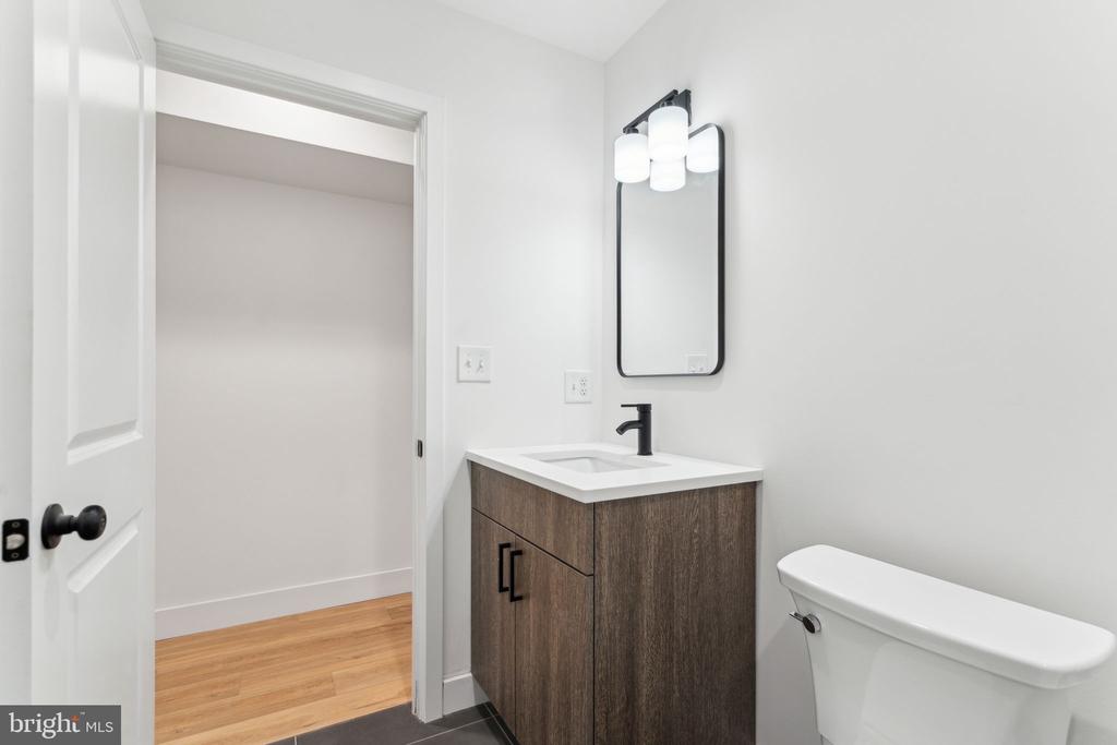 1810 FEDERAL STREET Unit: 1