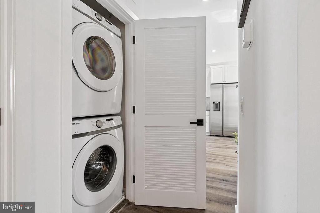 1735 S 23RD STREET Unit: 5