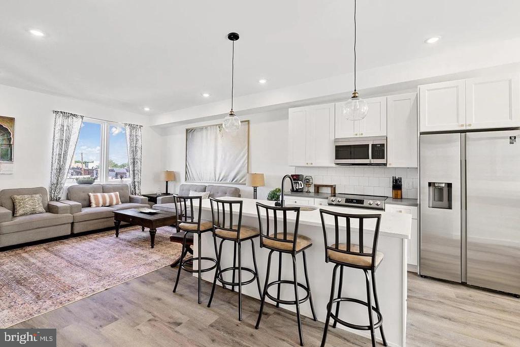 1735 S 23RD STREET Unit: 5