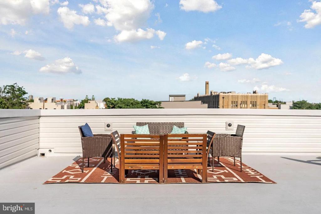 1735 S 23RD STREET Unit: 5
