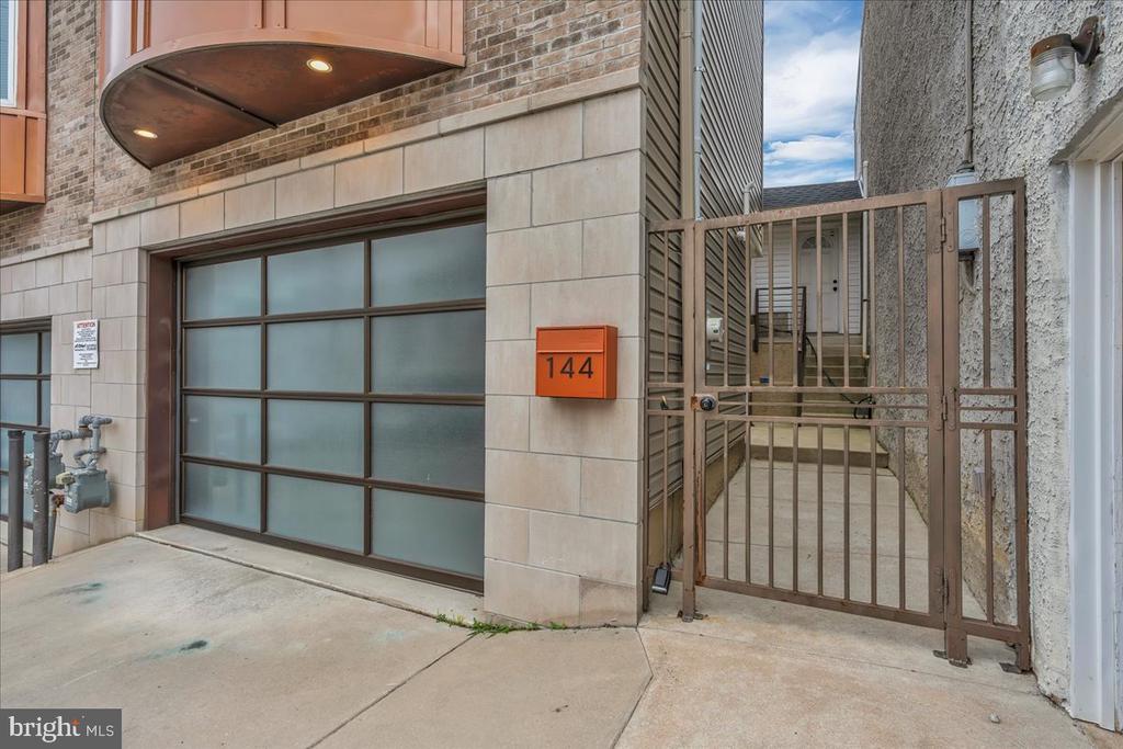 144 LEVERING STREET