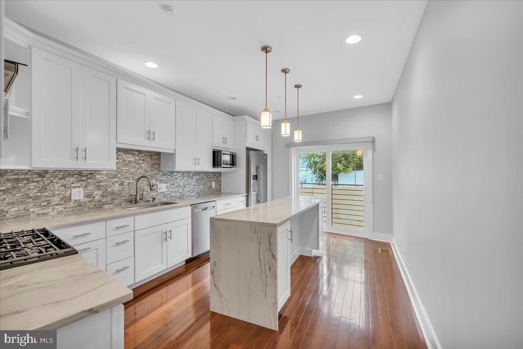 144 LEVERING STREET