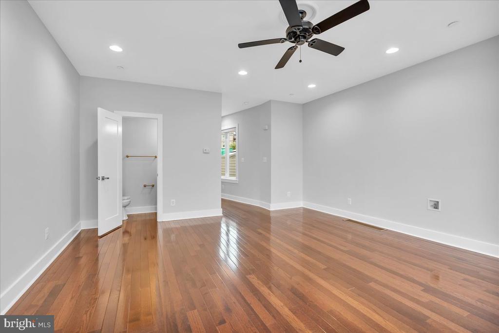 144 LEVERING STREET