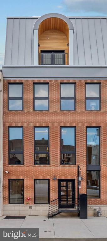 1101 CHRISTIAN STREET Unit: 3