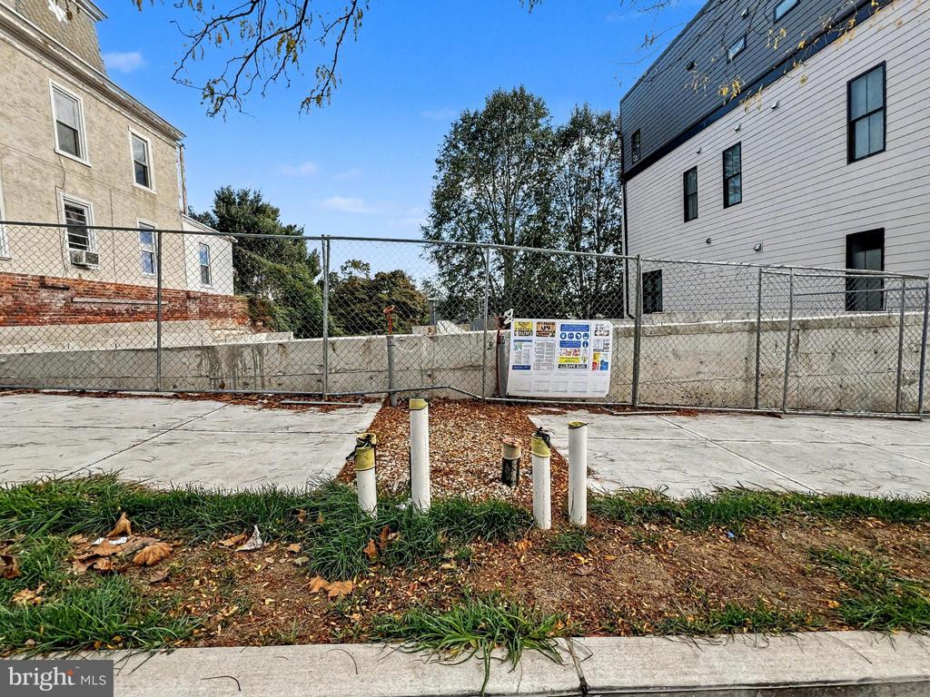 210 KALOS STREET