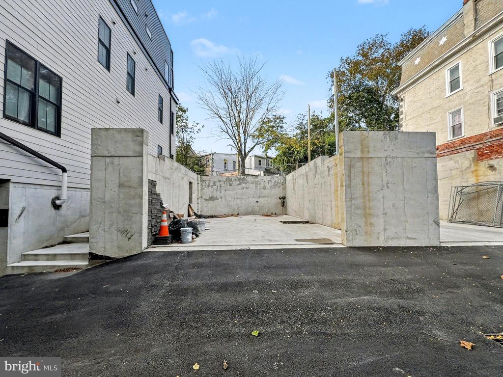 210 KALOS STREET