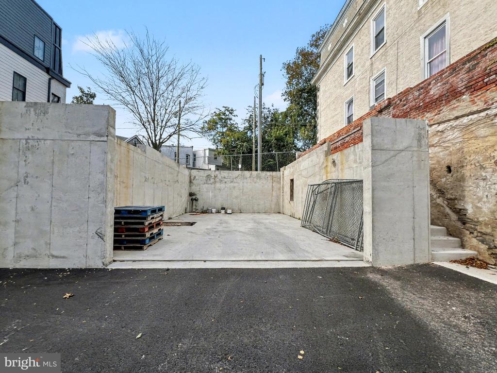 210 KALOS STREET