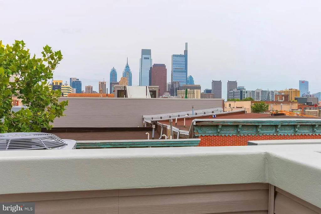719 N 16TH STREET Unit: 4